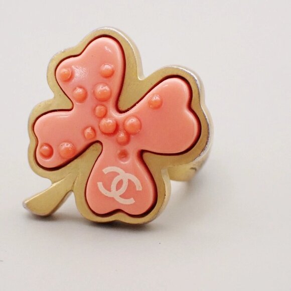 CHANEL Logo Clover Ring 03P Pink Gold-Plated Plastic France Accessory - Picture 1 of 14